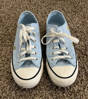 Embroidered Converse Floral thumbnail 1