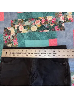 Madewell Woman’s Size 28 High Rise Shorts Black Denim Summer Cutoff Shorts thumbnail 8