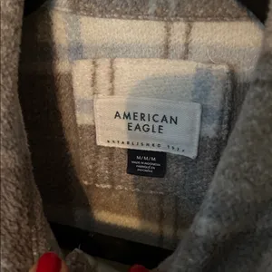 American Eagle Oversized Plaid Shirt‎ Jacket Fleece Brown White Blue Size Medium thumbnail 5