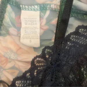 Women's S Dark Floral Nightgown‎ Top Black Lace Trim Cami Y2K Feminine Babydoll thumbnail 7