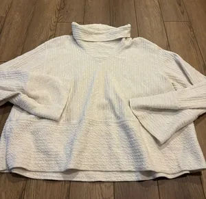 Lululemon Funnel Neck Pullover thumbnail 1