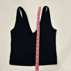 Abercrombie & Fitch Black Ribbed V-Neck Tank Top Women’s XS thumbnail 5