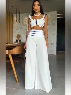 Chic Me brand White High-Waist wide leg pants & crop set with Navy detail. NIB thumbnail 3