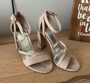 Nude heels Tan Size 6 thumbnail 1