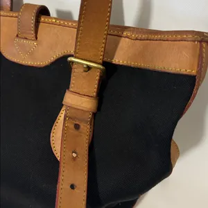 Dooney & Bourke Cabriolet Bucket Shoulder Bag Black w/ Brown Leather Trim thumbnail 4