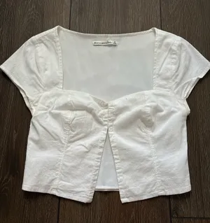 Abercrombie Top thumbnail 1