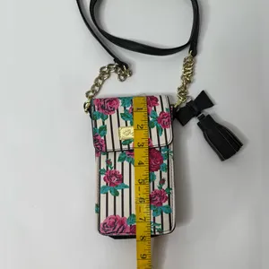 Betsey Johnson Crossbody Purse Wallet Handbag‎ Roses Stripes Snap Y2K Girlie Fem thumbnail 4