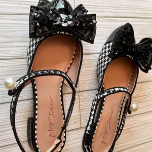 Betsey Johnson LIVY HOUNDSTOOTH Mary Jane Women's Flats Bow and Pearl Detail 7.5 thumbnail 8