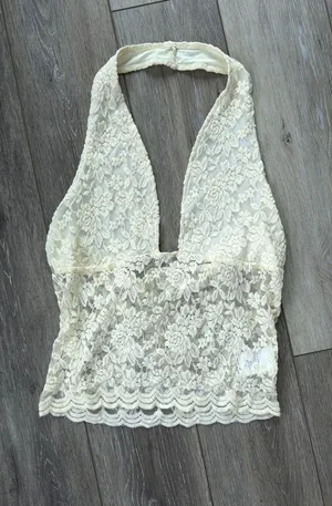Soft yellow floral lace SHEIN top thumbnail 1