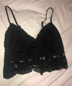 LA Hearts PACSUN Black Lace Crop Top thumbnail 1