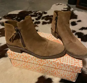 Bootie thumbnail 1