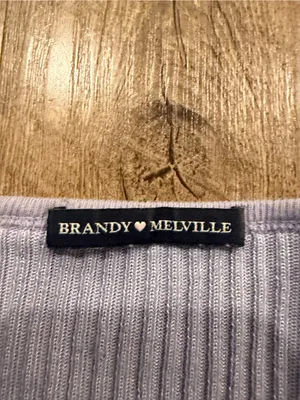 Brandy Melville Lilac Purple Ribbed Button-Front Crop Top OS thumbnail 3