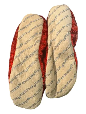 Snoozies Wizard of Oz Ruby Slipper Red Sequin Ballerina Slippers Women’s Size 8 thumbnail 4