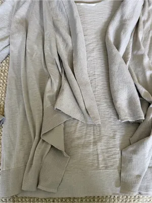 Banana Republic Women's Gray Open Front Cardigan - Size M thumbnail 4