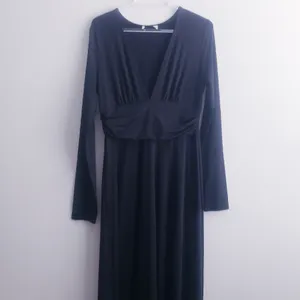 Baltic Born Arianna Maxi Dress Long Sleeve New Without Tags thumbnail 4