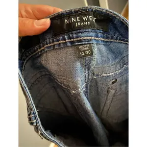 Nine West Medium Wash Bootcut Jeans Size 10/30 thumbnail 6