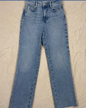 ZARA High Waisted Wide Leg Light Wash Denim Jeans Frayed‎ Hem Size 24 thumbnail 1