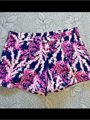 Lilly Pulitzer Hazelle Beyond The Sea Print Stretch Athletic Shorts Size 6💛 thumbnail 3