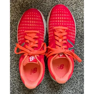 New Balance 775 Cush Women's Running Shoes Sz 8 Pink‎ Orange Athletic Sneakers thumbnail 2
