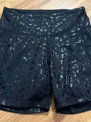 Sleek Leopard Print Black Printed Bike Shorts — Everyday Active Wear thumbnail 2