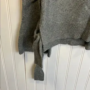 Madewell bell sleeve gray sweater thumbnail 3