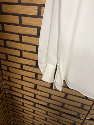 Tahari white blouse size XS thumbnail 3
