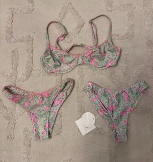 Kulani Kinis Bikini Set thumbnail 1