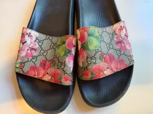 Gucci GG Blooms Supreme Floral Slide Sandals thumbnail 3