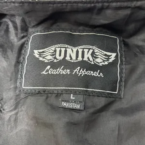 Unik Vintage Motorcycle Black Leather Vest with Unique Pins Size L‎ thumbnail 9