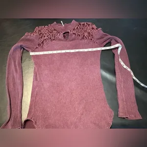 Free People Lace Keyhole Burgundy Acid Wash Ribbed Long Sleeve Top Size Large thumbnail 8