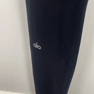 Alo Women’s High-Waist Ripped Warrior 7/8 length Legging Black Small thumbnail 6