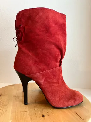 Red Soft Suede Slouchy Heeled Boots Mid Calf Bow Tie Pull On Size 9.5 Rampage thumbnail 1