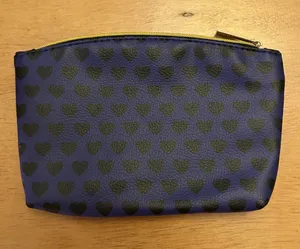 Free with bundle only!! new makeup bag Blue thumbnail 1