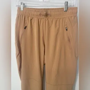 New Born outdoor size small woman's pants beige‎ with crouch ankle bottoms thumbnail 2