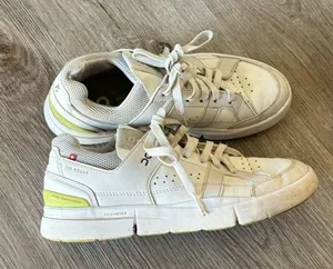 ON The Roger Clubhouse Sneakers thumbnail 6
