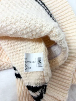 Taylor Swift‎ Cream Cable Knit Cardigan with Lavender Star Sleeves size M thumbnail 12