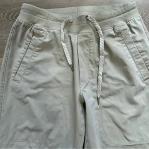 Vuori Tan Khaki Jogger Pants thumbnail 2