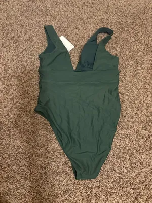 Quince Italian Plunge One-Piece Swimsuit Medium Palm Green NEW NWT Polyamide thumbnail 4