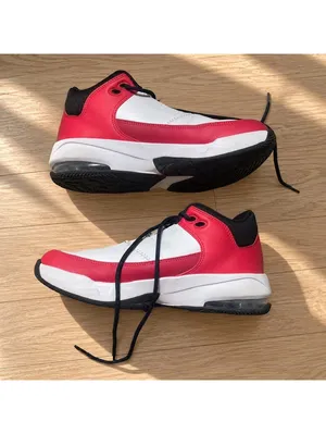 Air Jordan Max Aura 3 GS White Very Berry Black Sneakers Youth 6Y thumbnail 3