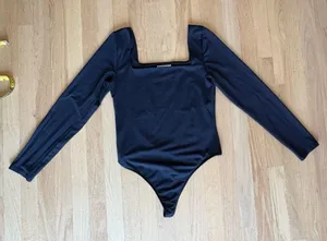 Aritzia Babaton Black Long Sleeve Bodysuit thumbnail 1