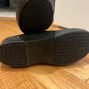 Dr. Scholls Black Clogs thumbnail 2