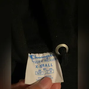 Black sweatshirt thumbnail 2