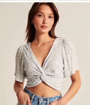 Abercrombie & Fitch // Knot Front Flutter Sleeve Pink Top thumbnail 2