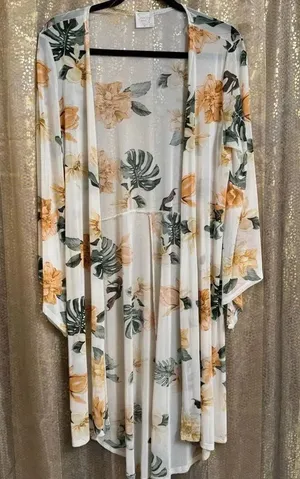 SirenLily White Green Tropical Magnolia Print Mesh Duster Medium thumbnail 1