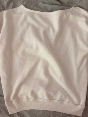 Hollister Off-The-Shoulder Long Sleeve thumbnail 2