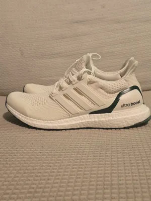 adidas Cream Knit Sneakers with Green Accents thumbnail 15