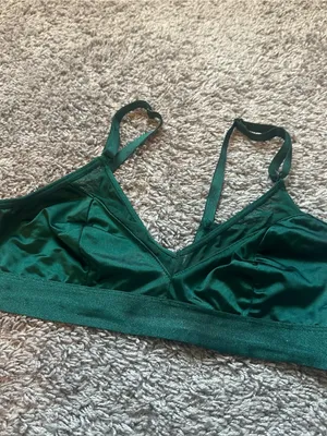 Auden Satin Bralette in Emerald Green thumbnail 2