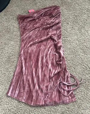 Dress thumbnail 1