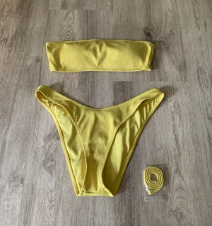 Forever 21 Bikini thumbnail 1