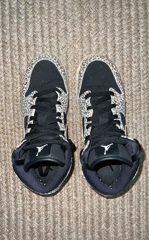 Jordan 1 Mid SE Leopard thumbnail 4